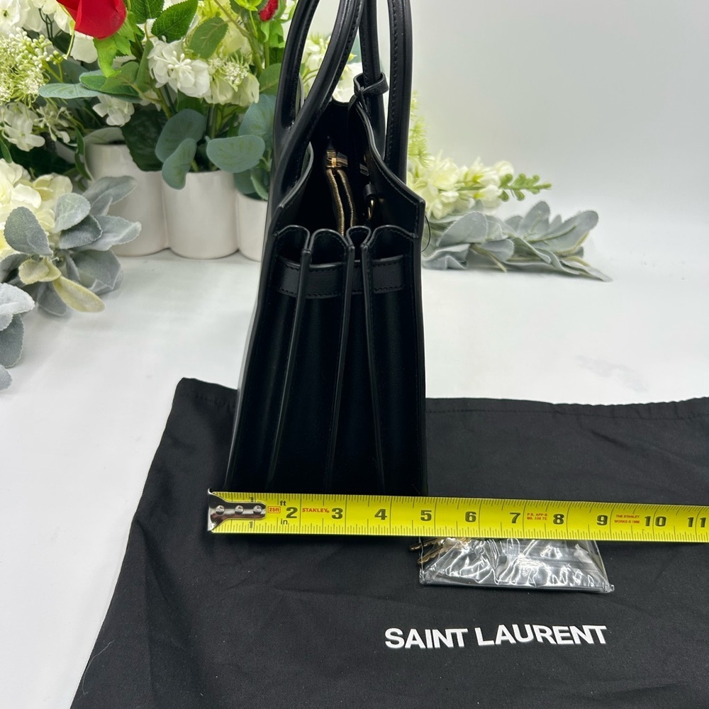 SOLD!!!!  Saint Laurent SAC DE JOUR top handle, smooth leather bag made in Italy - Picture 14 of 15